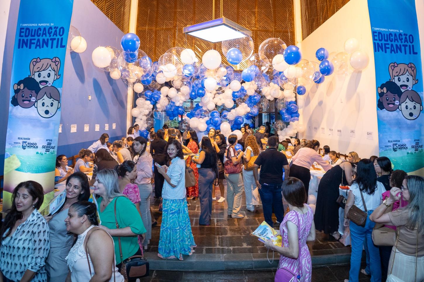 Cerca de mil profissionais participam do primeiro dia da Conferência da Educação Infantil