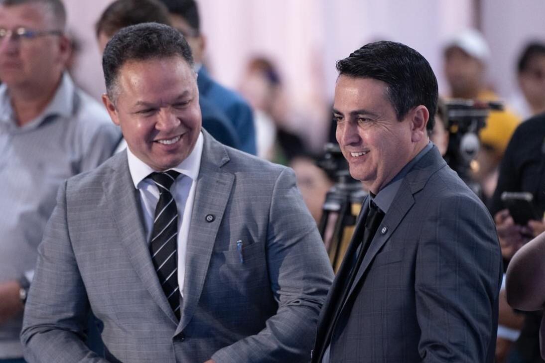 Prefeito Cláudio Ferreira se licencia e dr Altemar assume temporariamente