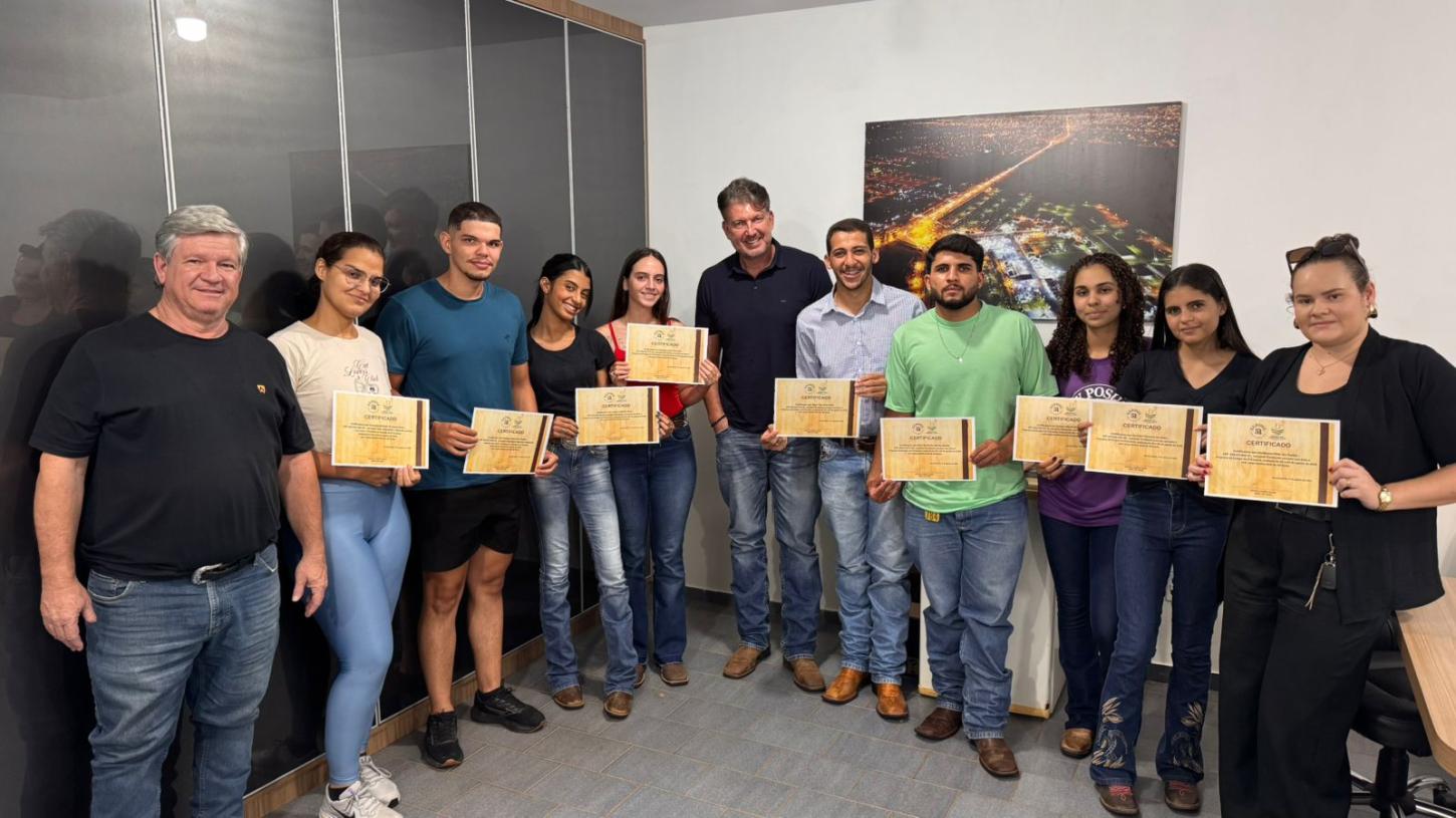 Sindicato Rural realiza entrega de certificados a estagiários da UFR por atividades em 2025