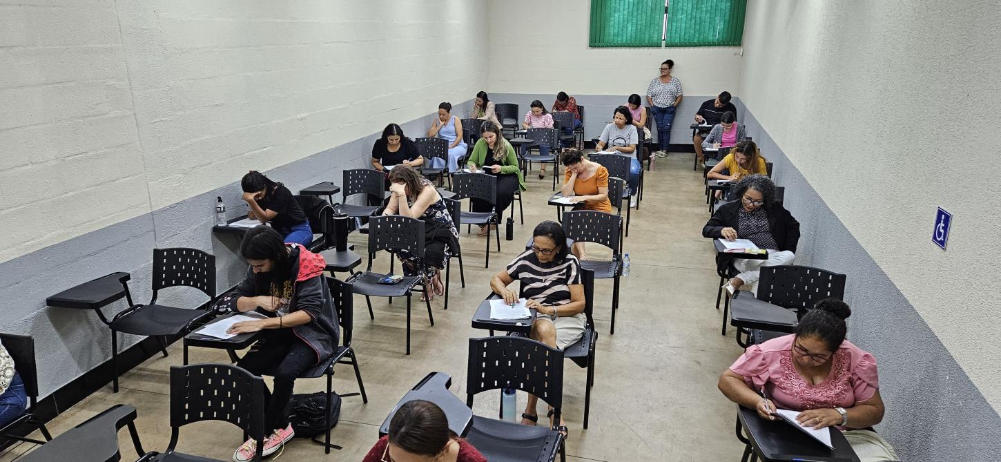 Prefeitura de Rondonópolis realizou prova de seletivo para bibliotecários neste domingo