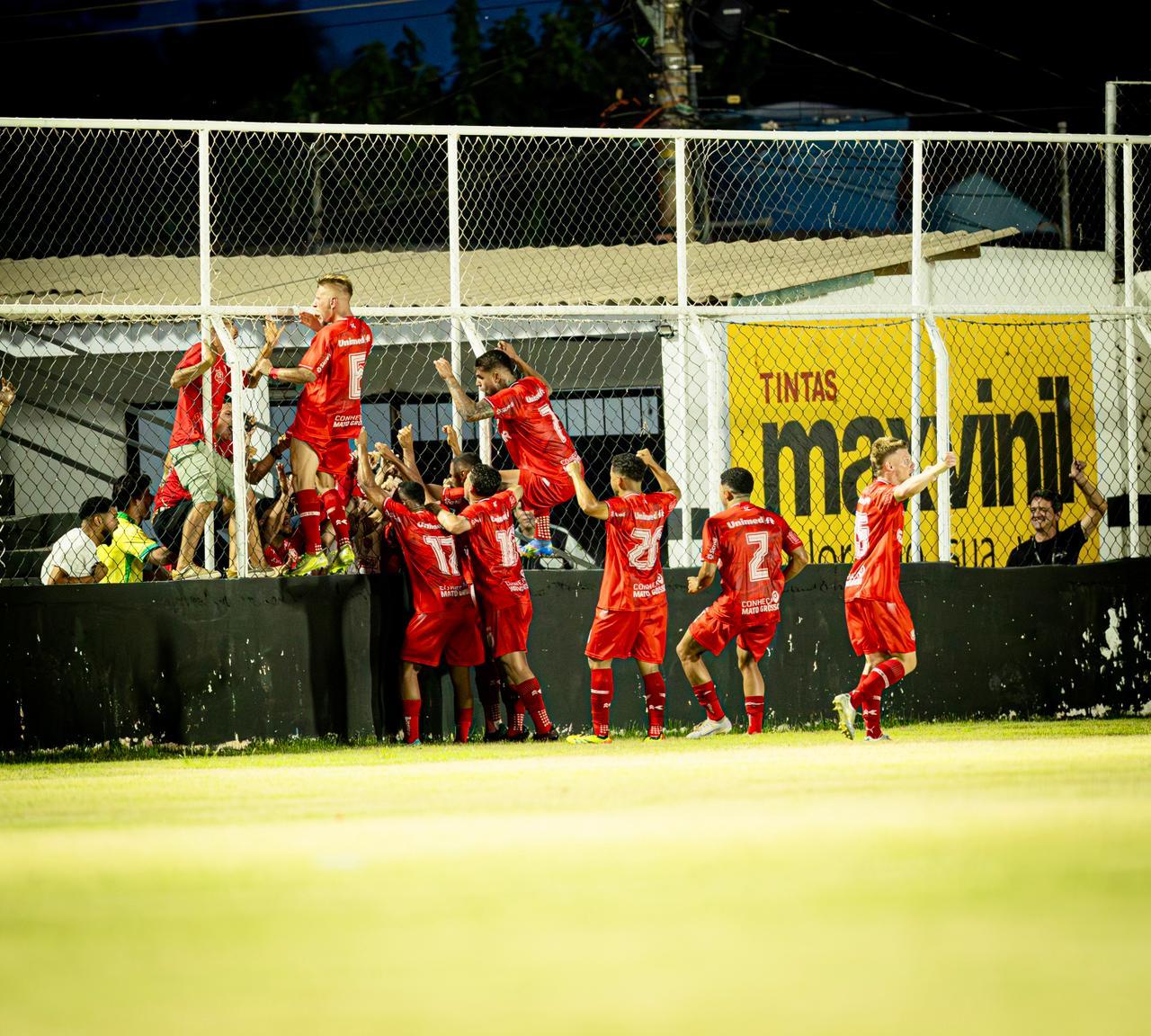 União estreia no Mato-grossense com vitória, em Cuiabá, contra o Mixto