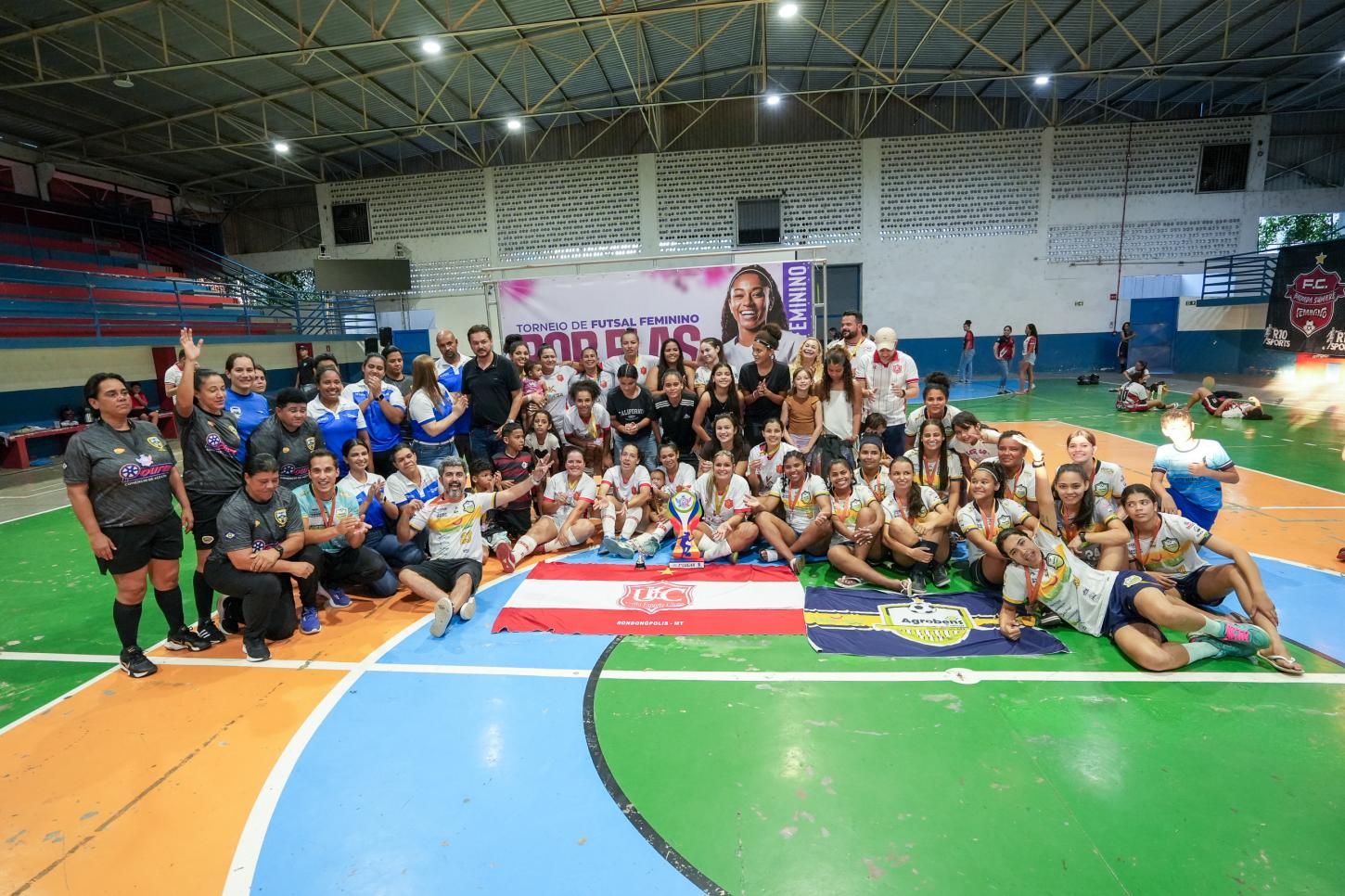 Atletas movimentaram o fim de semana no 1º Torneio “Por Elas”