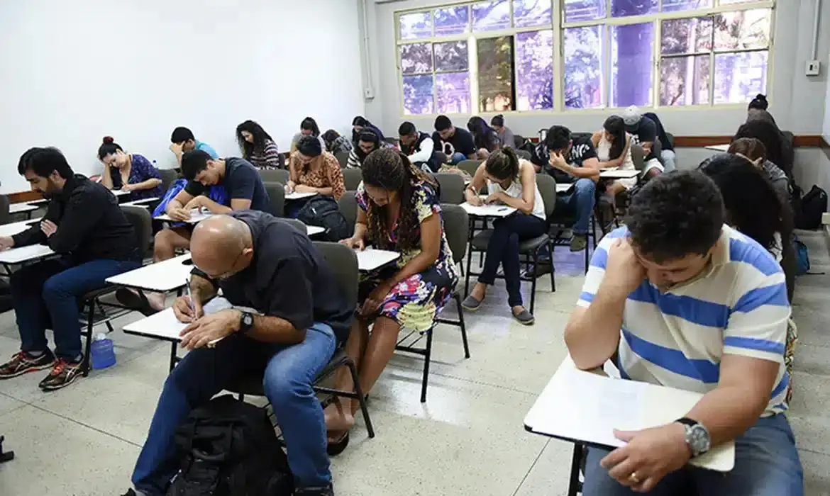 Encceja 2026: prazo de inscrição termina sexta-feira (15)