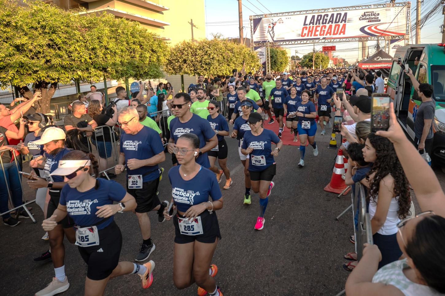 Com apoio da Prefeitura, atletas amadores percorrem ruas na 2ª Corrida da Justiça e Cidadania