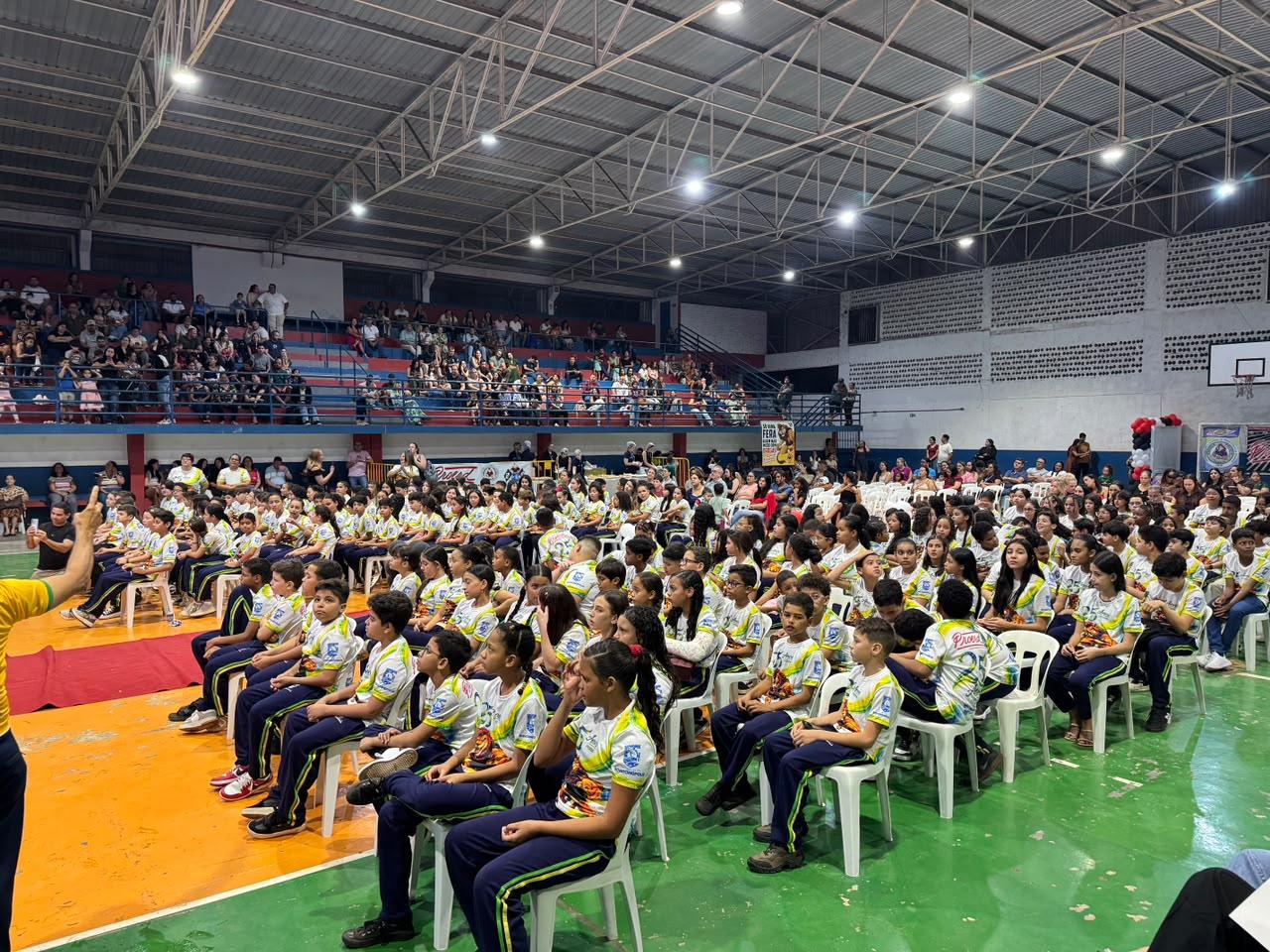 Mais de 220 alunos da Rede Municipal concluem atividades do PROERD em Rondonópolis