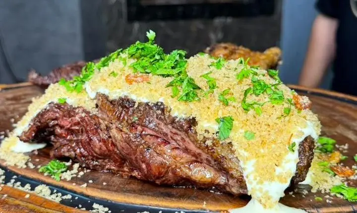 Amigos da Brasa encantam o Na Boca do Forno com histórias, sabores e paixão pelo churrasco
