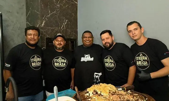 Amigos da Brasa encantam o Na Boca do Forno com histórias, sabores e paixão pelo churrasco