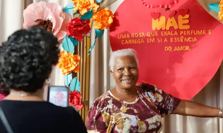 Assistência Social celebra Dia das Mães com programação especial no Serviço de Convivência Padre Lothar