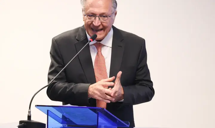 Governo vai defender retomada de obras da Transordestina junto ao TCU