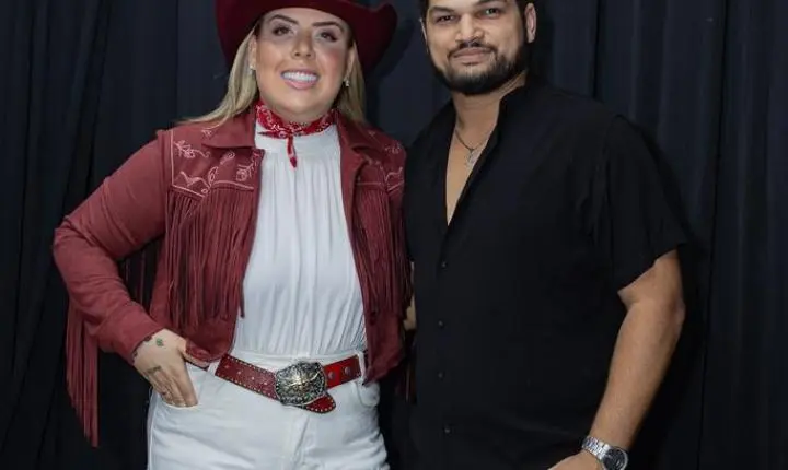 Karol Moura Emociona Público E Consagra Mais Um Capítulo De Sua História Com A Gravação Do Dvd “Só Moda Boa – Volume 3”